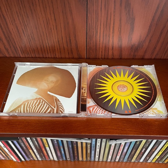 Jill Scott's CD “The Light of the Sun” is her 4th studio album, released in 2011 - Picture 3 of 6